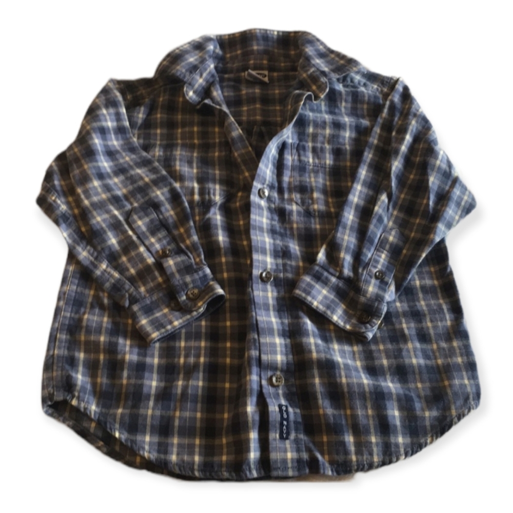 🎈BOY’S OLD NAVY SHIRT SIZE- 5